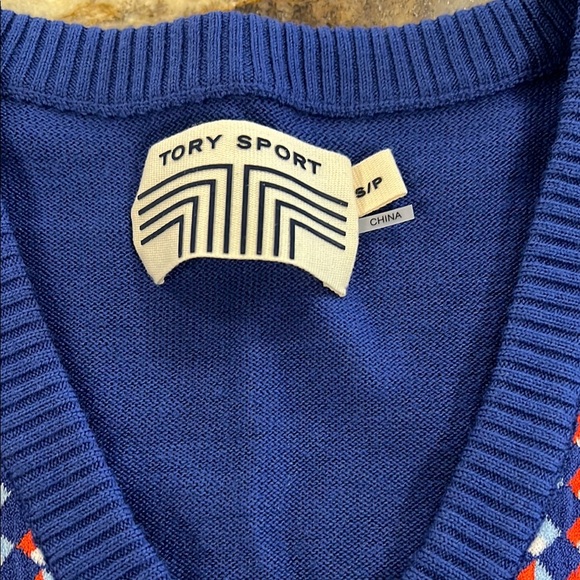 Blue and Red Patterned Men's Sweater - Picture 2 of 8